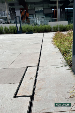 Polimer Drenaj Kanalı ve Paslanmaz Fuga Drenaj Izgarası